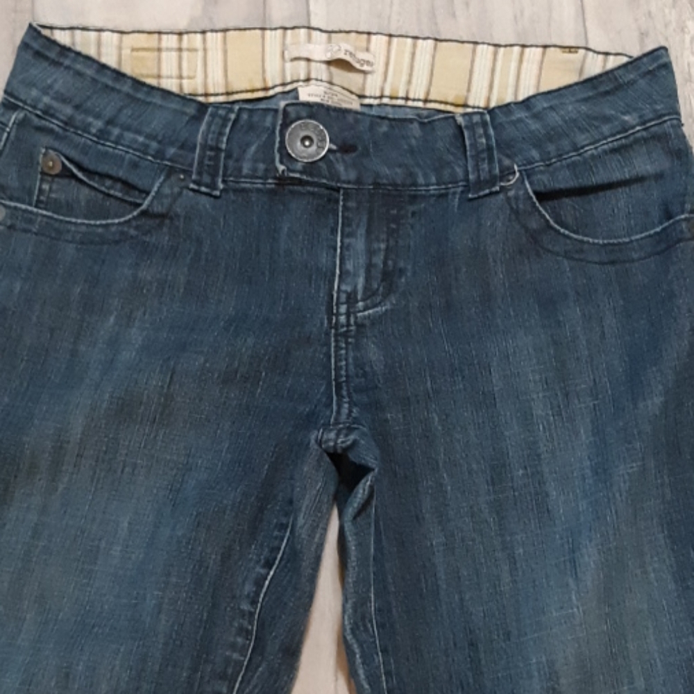 REFUGE Womens denim jeans Sz 9 Cute Front Wide Legs Cotton Low Rise Sexy Soft